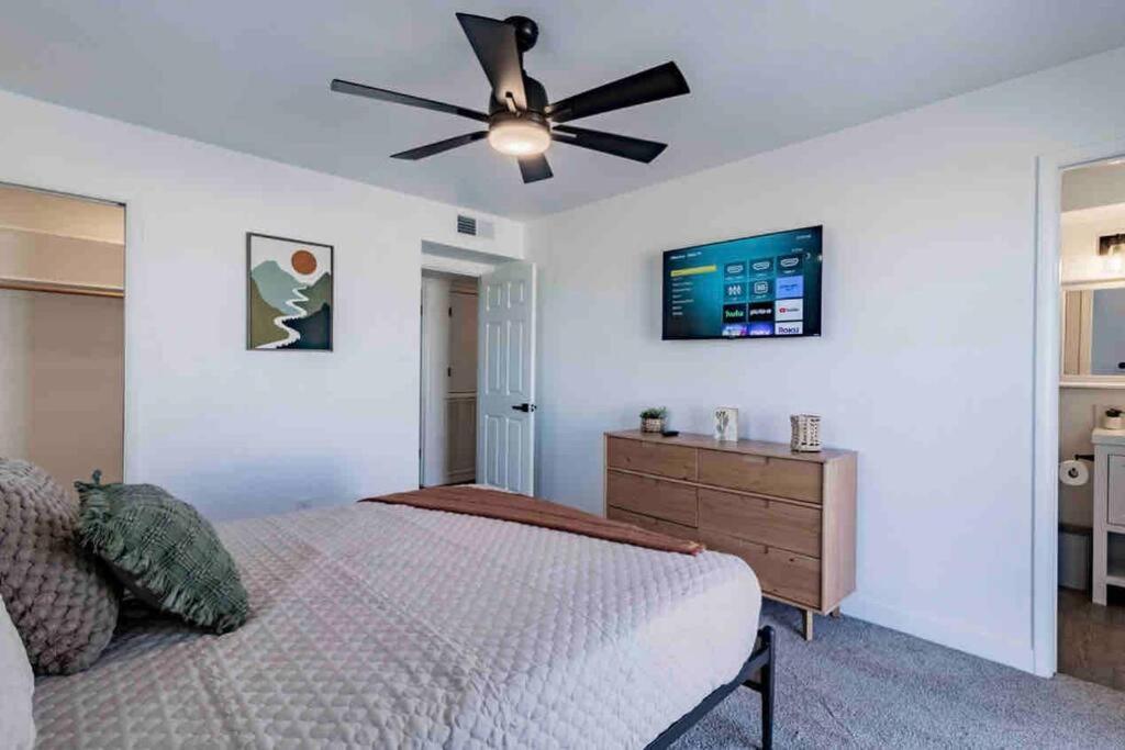 Peaceful Desert Villa W/Lake View & Spa Lake Havasu City Exterior photo